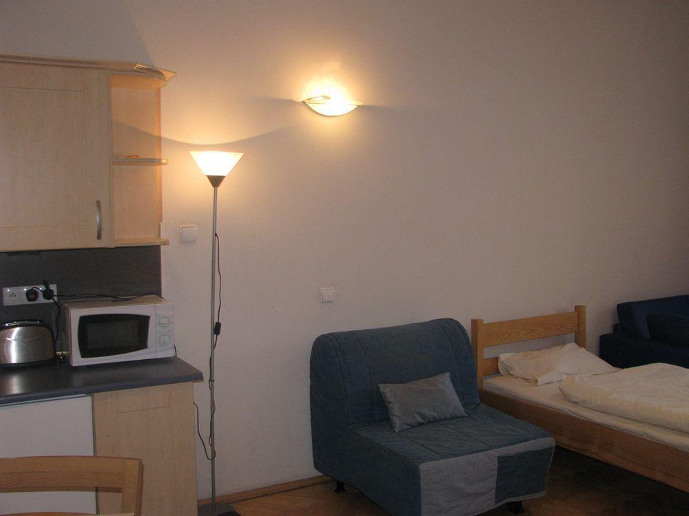Domino Apartments Красков Екстериор снимка